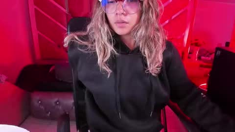  OLIVIA  online show from 02/14/26, 04:09