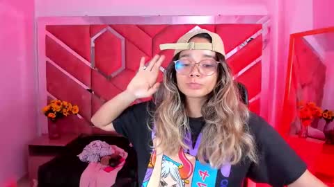 Snapshot of olivia_fox69 chatting on 06/08/26, 03:29 OLIVIA online show from 06/08/26, 03:29