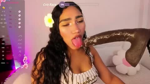 Snapshot of olivia_fx chatting on 05/16/26, 08:07 Maria online show from 05/16/26, 08:07