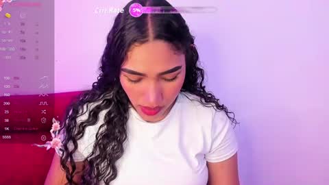 Snapshot of olivia_fx chatting on 07/15/26, 04:40 Maria online show from 07/15/26, 04:40