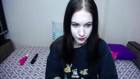 olivia_graceee online show from 12/02/25, 09:47