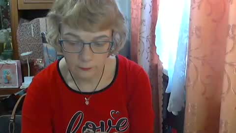 Snapshot of olivia_mia25 chatting on 03/12/26, 08:20 Olivia Mia online show from 03/12/26, 08:20