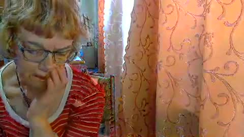 Snapshot of olivia_mia25 chatting on 03/20/26, 08:08 Olivia Mia online show from 03/20/26, 08:08