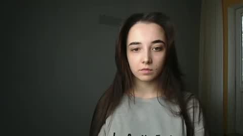 Snapshot of olivia_oliv chatting on 01/09/25, 01:02 Olivia online show from 01/09/25, 01:02