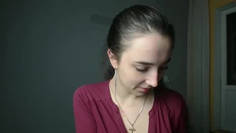 Snapshot of olivia_oliv chatting on 01/17/25, 09:50 Olivia online show from 01/17/25, 09:50