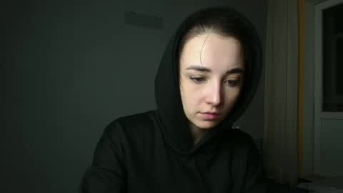 Snapshot of olivia_oliv chatting on 02/03/25, 04:20 Olivia online show from 02/03/25, 04:20