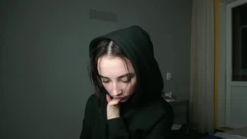 Snapshot of olivia_oliv chatting on 02/03/25, 07:21 Olivia online show from 02/03/25, 07:21