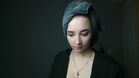 Snapshot of olivia_oliv chatting on 02/05/25, 08:46 Olivia online show from 02/05/25, 08:46