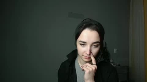 Snapshot of olivia_oliv chatting on 02/15/25, 05:07 Olivia online show from 02/15/25, 05:07