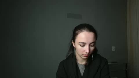 Snapshot of olivia_oliv chatting on 02/21/25, 07:21 Olivia online show from 02/21/25, 07:21