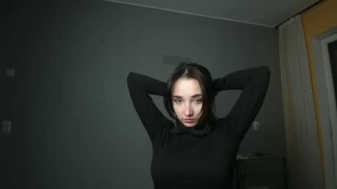 Snapshot of olivia_oliv chatting on 02/25/25, 05:15 Olivia online show from 02/25/25, 05:15