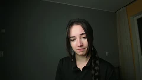 Snapshot of olivia_oliv chatting on 02/25/25, 08:19 Olivia online show from 02/25/25, 08:19