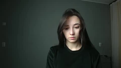 Snapshot of olivia_oliv chatting on 03/03/25, 07:17 Olivia online show from 03/03/25, 07:17