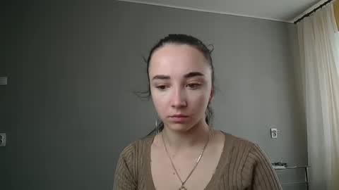 Snapshot of olivia_oliv chatting on 03/12/25, 11:53 Olivia online show from 03/12/25, 11:53