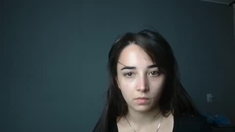 Snapshot of olivia_oliv chatting on 10/27/25, 02:21 Olivia online show from 10/27/25, 02:21