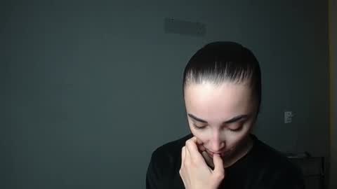 Olivia online show from 03/25/26, 04:24