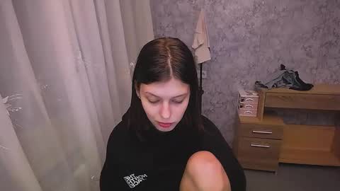 Snapshot of olivia_red_ chatting on 01/05/25, 04:47 Olivia online show from 01/05/25, 04:47