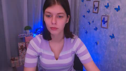 Snapshot of olivia_red_ chatting on 01/07/25, 12:52 Olivia online show from 01/07/25, 12:52