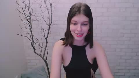 Snapshot of olivia_red_ chatting on 01/24/25, 05:11 Olivia online show from 01/24/25, 05:11