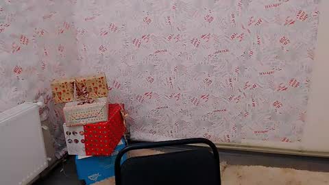 Snapshot of olivia_red_ chatting on 02/25/25, 06:09 Olivia online show from 02/25/25, 06:09