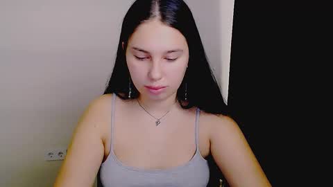 Snapshot of olivia_red_ chatting on 09/13/25, 02:55 Olivia online show from 09/13/25, 02:55