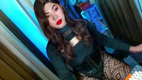 Miss OLIVIA online show from 10/22/25, 08:25