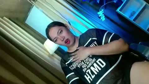 Miss OLIVIA online show from 11/25/25, 11:10