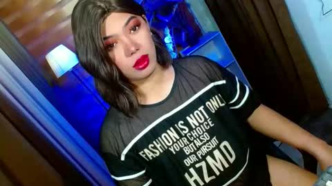 Miss OLIVIA online show from 02/25/26, 09:30