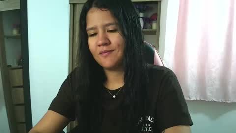 Olivia online show from 11/14/25, 01:32