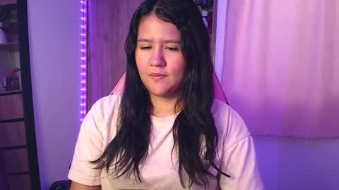 Olivia online show from 11/23/25, 01:00