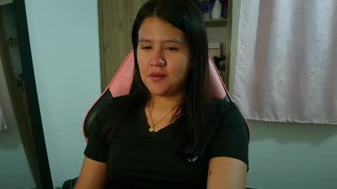 Olivia online show from 04/06/26, 12:06