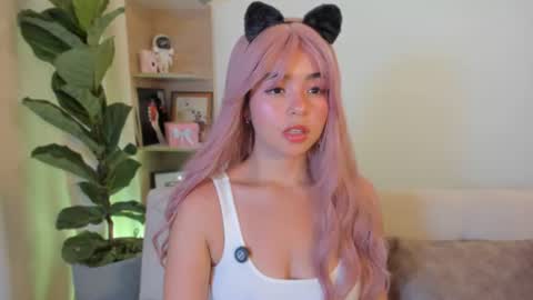 Olivia online show from 06/17/26, 05:54
