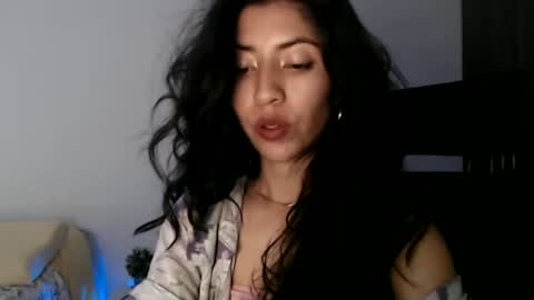 oliviaaa__ online show from 12/28/24, 06:40