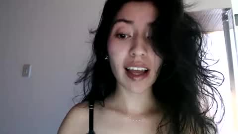 oliviaaa__ online show from 01/09/26, 05:59