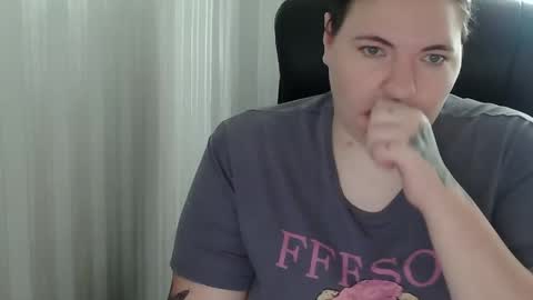 Snapshot of oliviaermesx chatting on 09/18/25, 10:28 OliviaErmesx online show from 09/18/25, 10:28