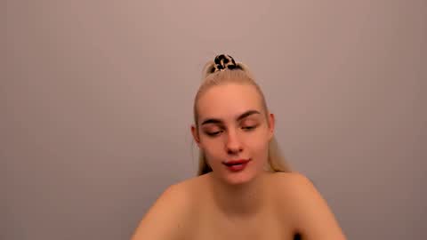 oliviaBeauty online show from 01/10/26, 09:30