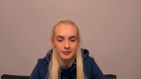 oliviaBeauty online show from 02/24/26, 09:02