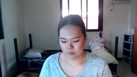 olivia hollywood online show from 01/06/25, 03:53