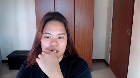 olivia hollywood online show from 01/21/25, 08:19