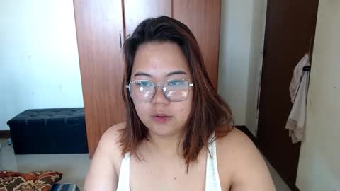 olivia hollywood online show from 01/26/25, 02:45