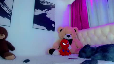 oliviahot01 online show from 01/12/26, 02:28