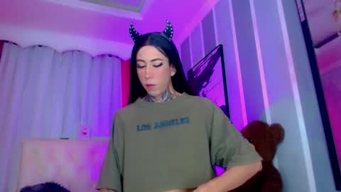 oliviahot01 online show from 04/05/26, 01:19