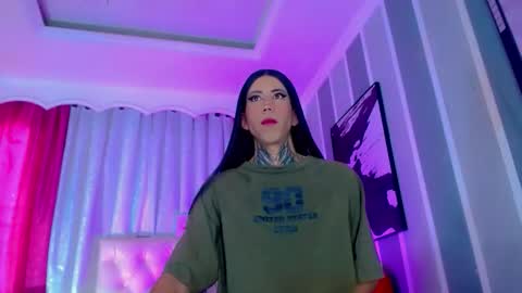 oliviahot01 online show from 04/11/26, 01:37