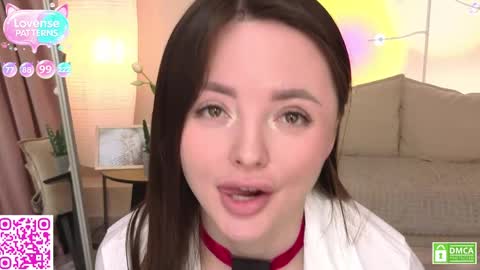 Olivia online show from 04/18/26, 07:34