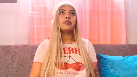 Olivia  online show from 12/02/25, 04:02