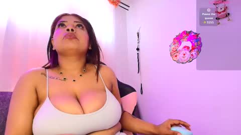 Olivia  online show from 12/20/25, 05:20