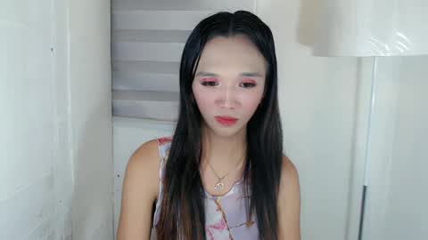 Snapshot of olivianiczxasshieerrraa6 chatting on 03/08/25, 05:59 NICOLE online show from 03/08/25, 05:59