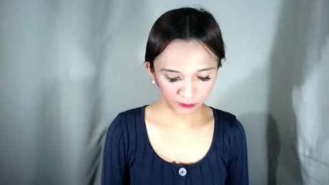 Snapshot of olivianiczxasshieerrraa6 chatting on 11/25/25, 11:21 NICOLE online show from 11/25/25, 11:21