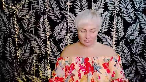 Kelly online show from 12/05/25, 11:30