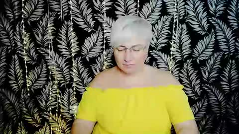 Kelly online show from 07/06/26, 10:12